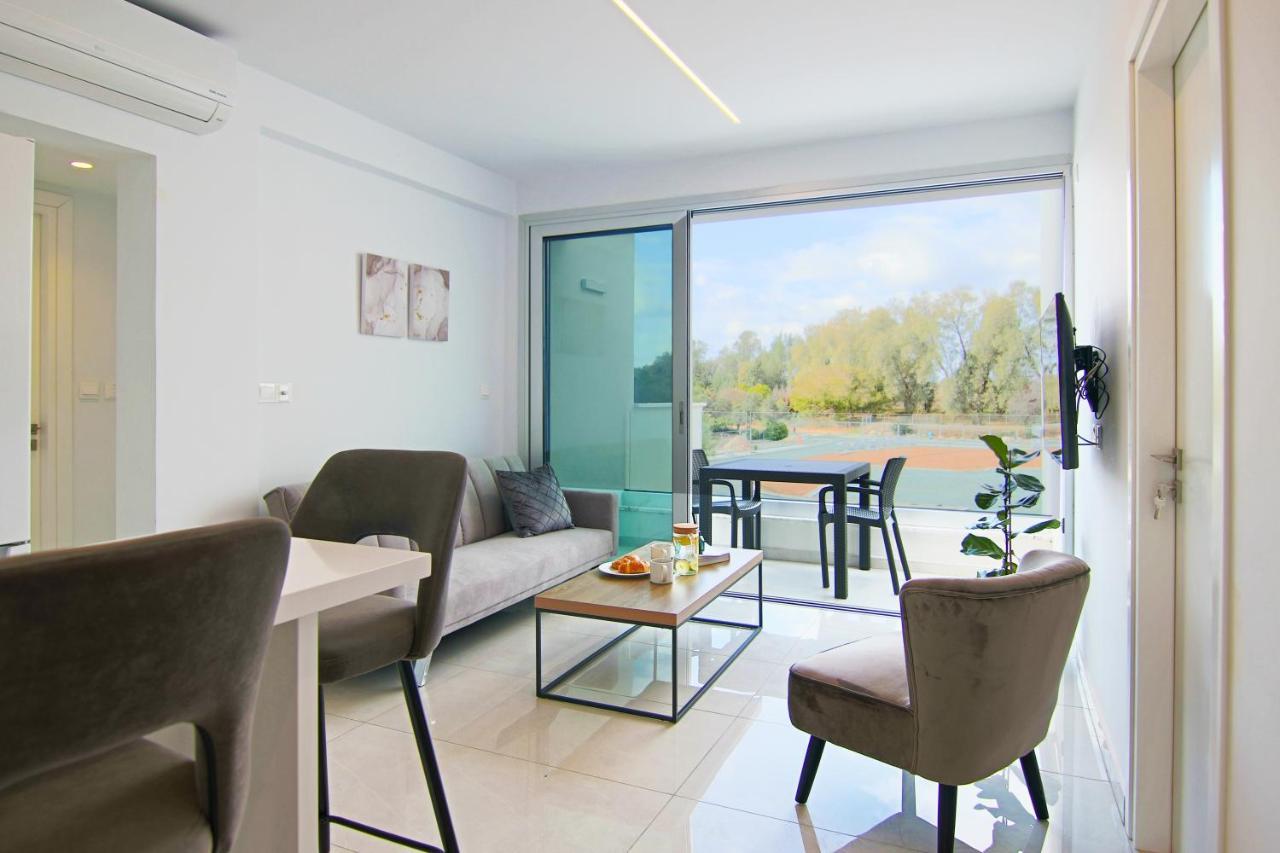 Phaedrus Living - Seaside Executive Flat Harbour 201 Apartamento Pafos Exterior foto