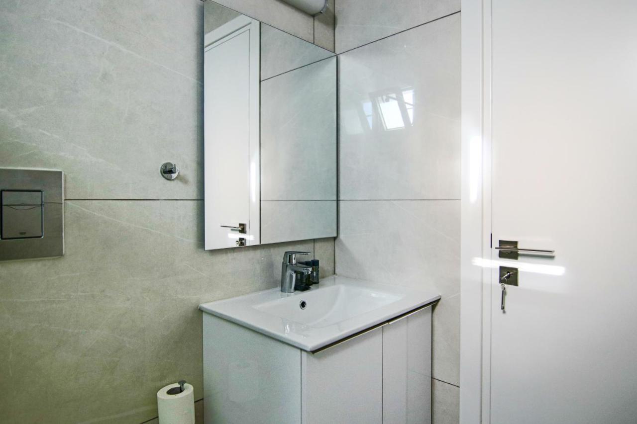 Phaedrus Living - Seaside Executive Flat Harbour 201 Apartamento Pafos Exterior foto